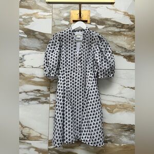 Club Monaco Embroidered Balloon Sleeved Dress Size 6